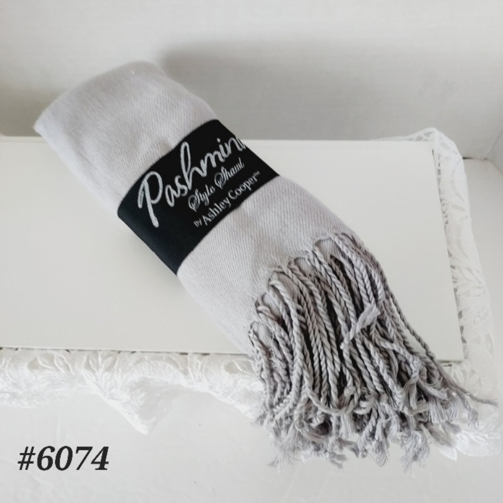 💙Pashmina Style Shawl by Ashley Cooper NEW! gray scarf🤍